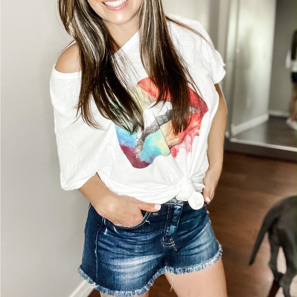 Zutter Rainbow Lips Graphic Tee